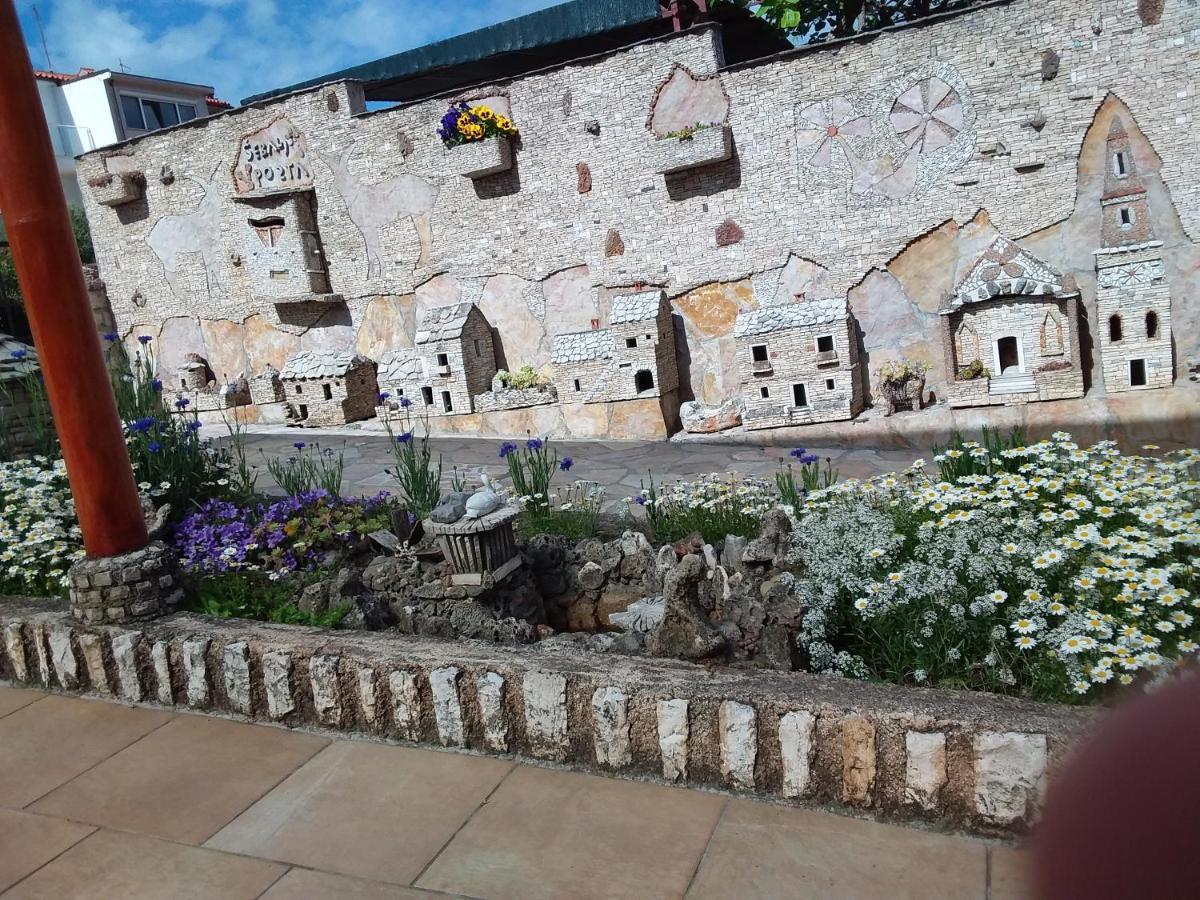 Apartman Tomo Pula Buitenkant foto